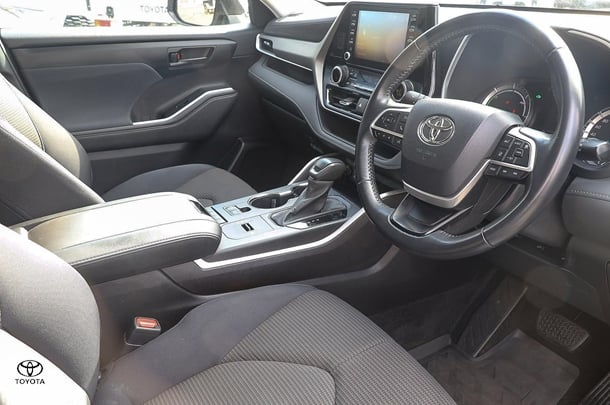 2022 Toyota Kluger Hybrid GX AWD image 2
