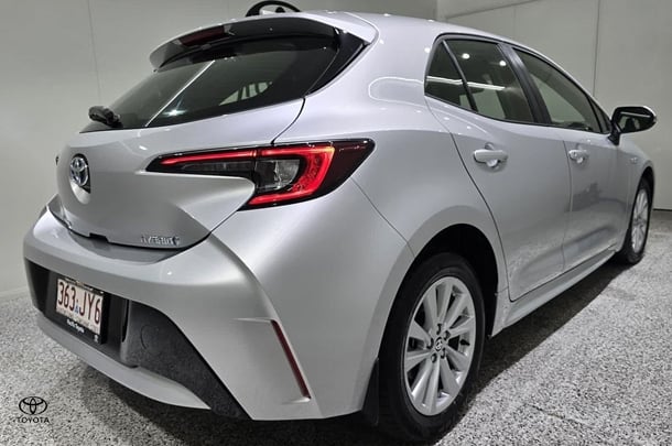 2024 Toyota Corolla Ascent Sport image 2