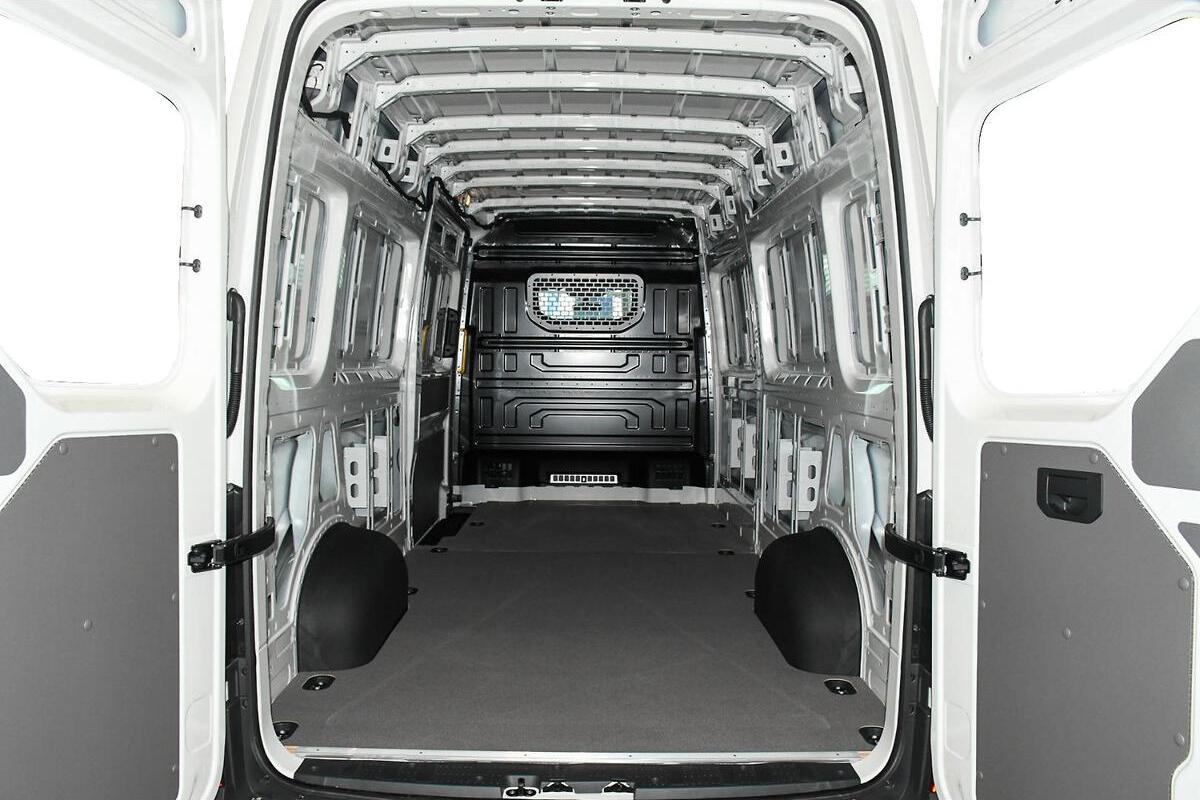 2024 Volkswagen Crafter 35 TDI340 SY1 LWB Auto FWD MY24 image 10