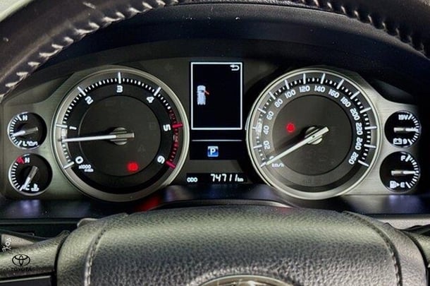 2021 Toyota LANDCRUISER GXL image 20