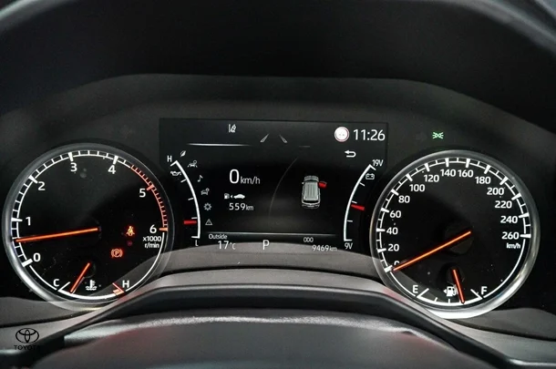 2023 Toyota Landcruiser VX image 19