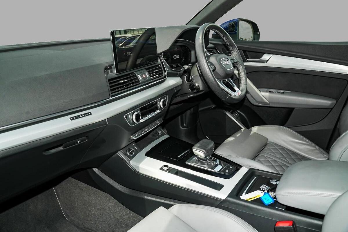 2025 Audi Q5 55 TFSI e S Line Auto quattro ultra MY25 image 7