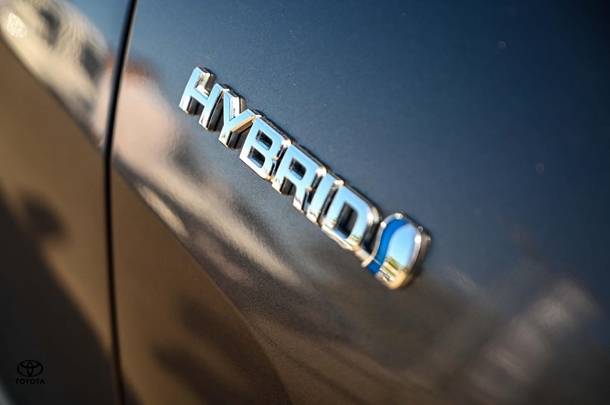 2023 Toyota C-HR Hybrid Koba 2WD image 16