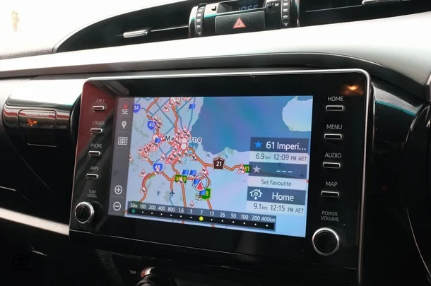 2022 Toyota Hilux SR5 image 8
