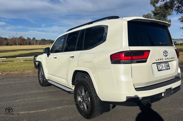 2022 Toyota Landcruiser Sahara image 6