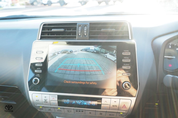2022 Toyota Prado GXL image 21