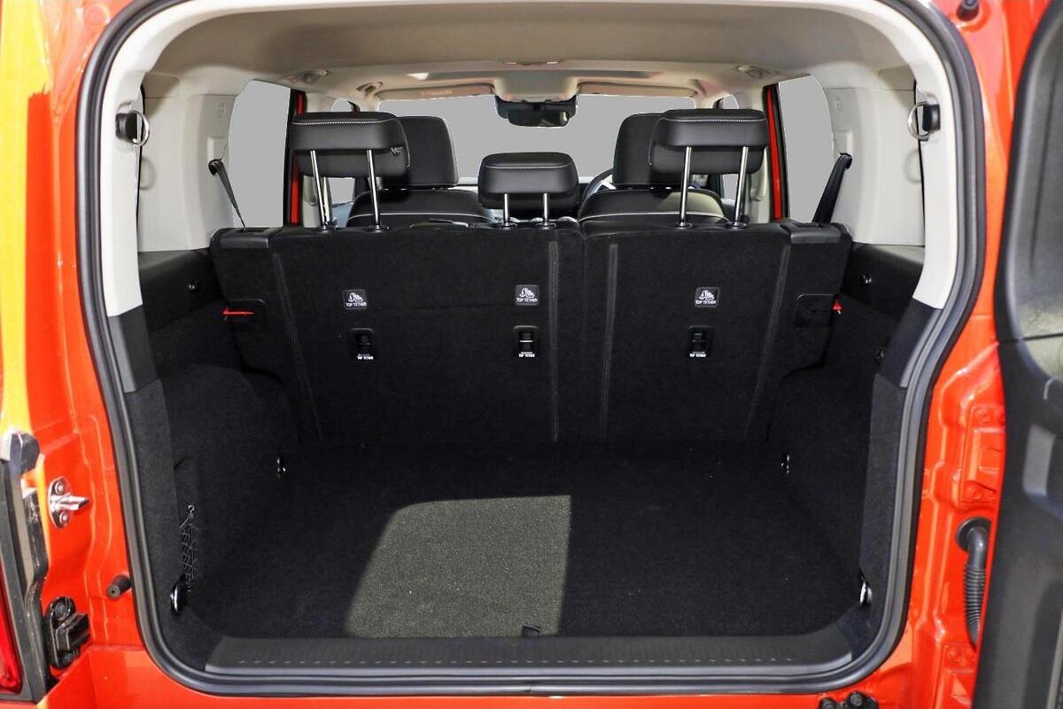 2024 GWM Tank 300 Ultra Auto 4x4 image 10