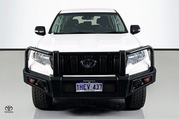 2020 Toyota Prado GX image 2