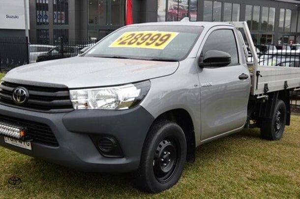 2021 Toyota Hilux Workmate image 3