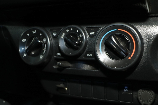 2022 Toyota Hilux 4x2 Workmate image 18