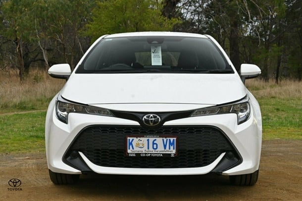 2019 Toyota Corolla Ascent Sport image 3