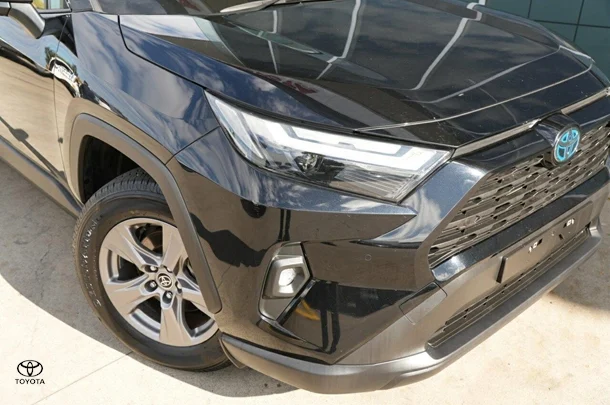 2023 Toyota RAV4 Hybrid GX-2WD image 2