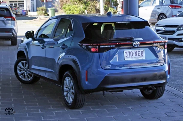 2021 Toyota Yaris Cross Hybrid GX image 4