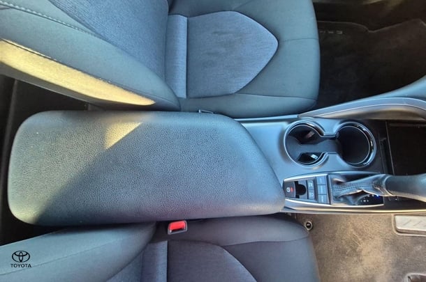 2021 Toyota Camry Hybrid Ascent image 20
