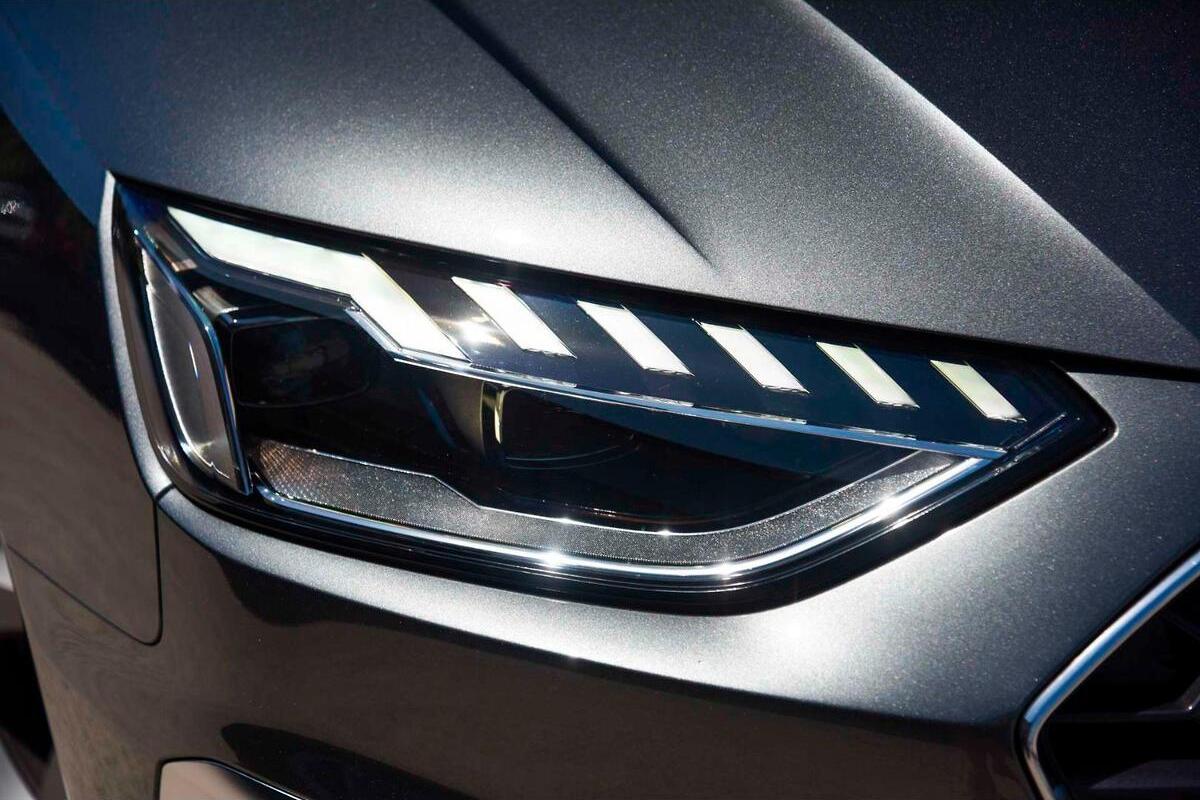 2024 Audi A4 45 TFSI S line Auto quattro MY24 image 18