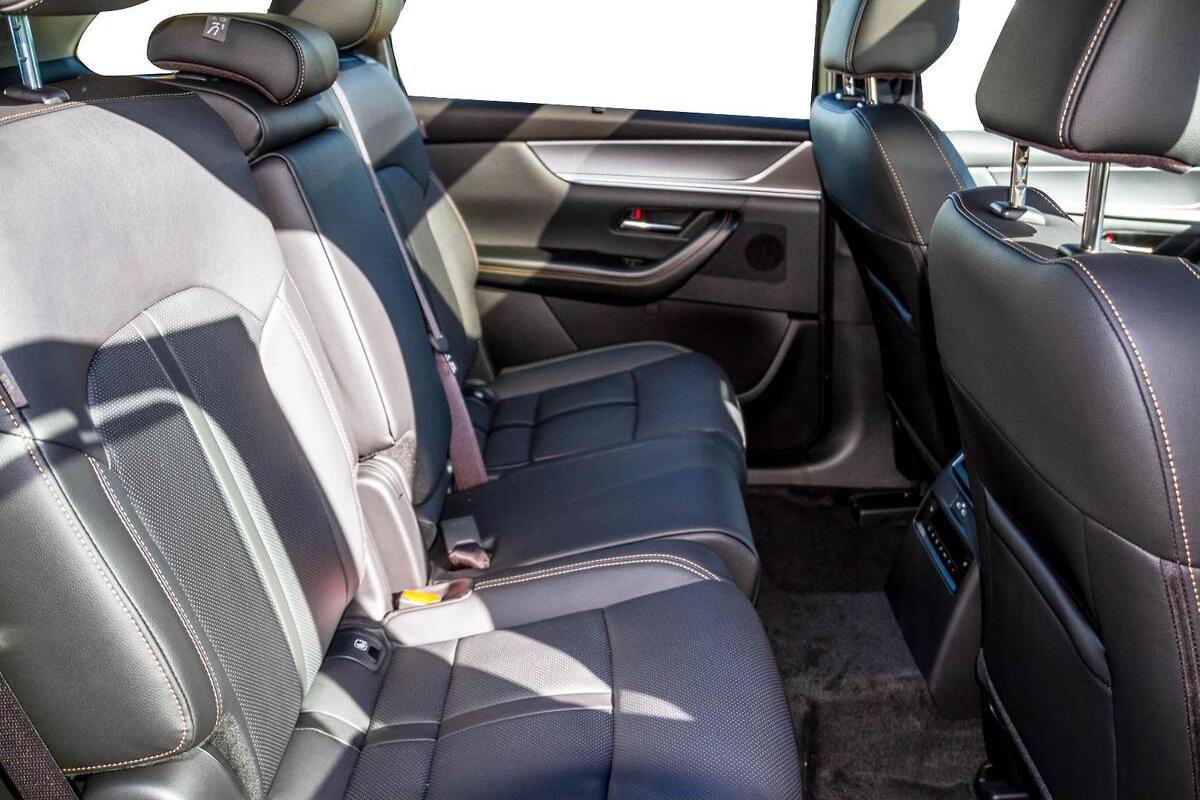 2025 Mazda CX-90 D50e GT KK Auto i-ACTIV AWD image 10