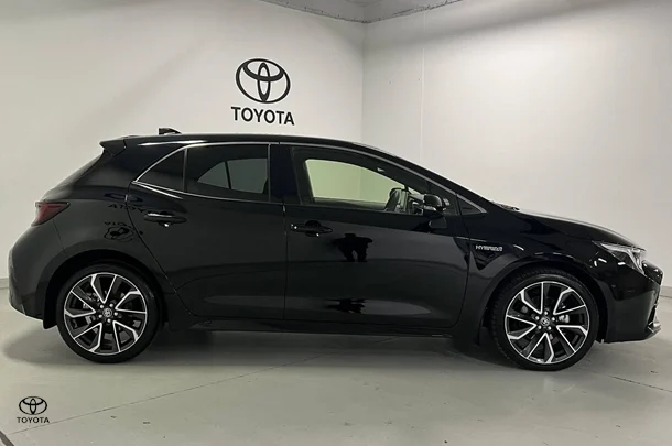 2023 Toyota Corolla ZR image 4