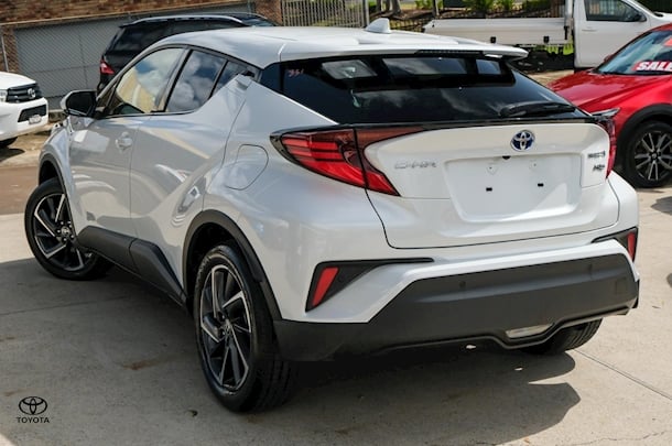 2023 Toyota C-HR Hybrid Koba 2WD image 3