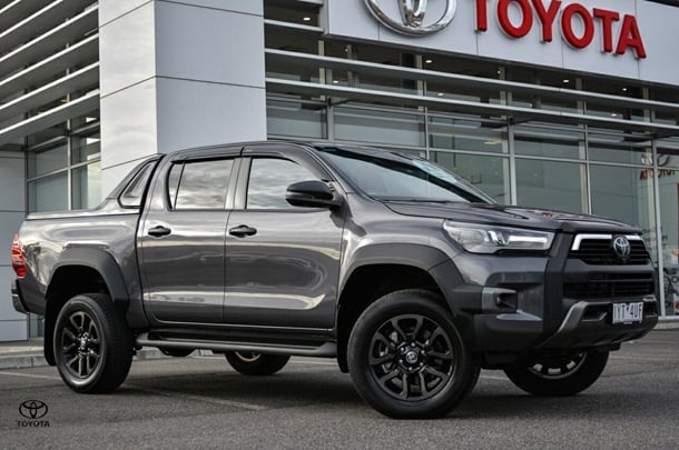 2023 Toyota Hilux 4x4 Rogue image 1