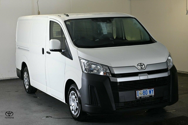 2019 Toyota Hiace LWB image 3