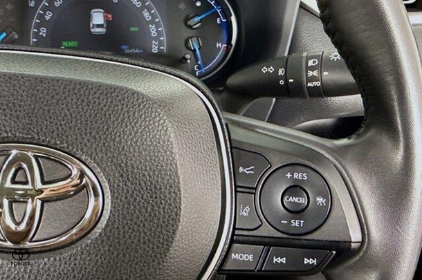 2023 Toyota Rav4 Hybrid GX image 18
