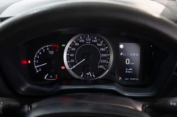 2020 Toyota Corolla Sedan Ascent Sport image 18