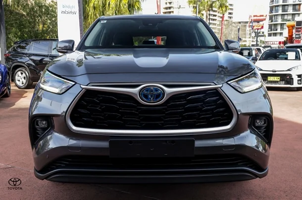 2022 TOYOTA Kluger Hybrid GX AWD image 3