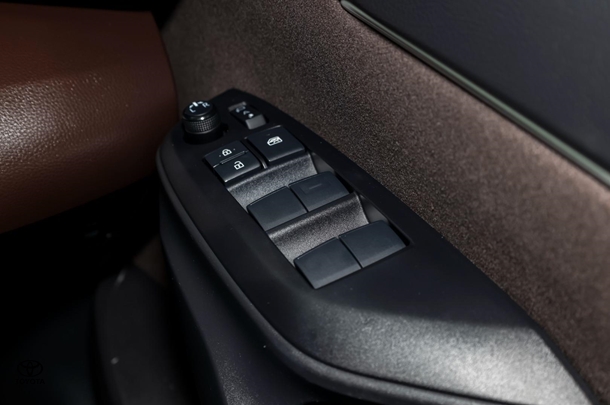 2021 Toyota Yaris Cross Hybrid Urban image 15