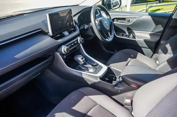 2023 Toyota Rav4 Hybrid GX image 10