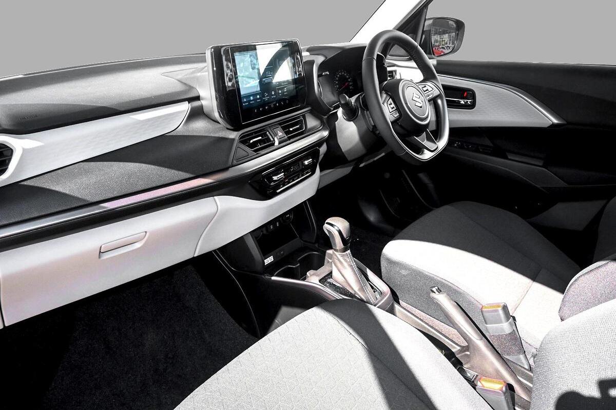 2024 Suzuki Swift Hybrid Plus Auto image 6