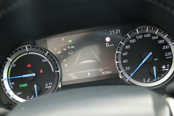 2022 Toyota Kluger Hybrid AWD GRANDE image 11