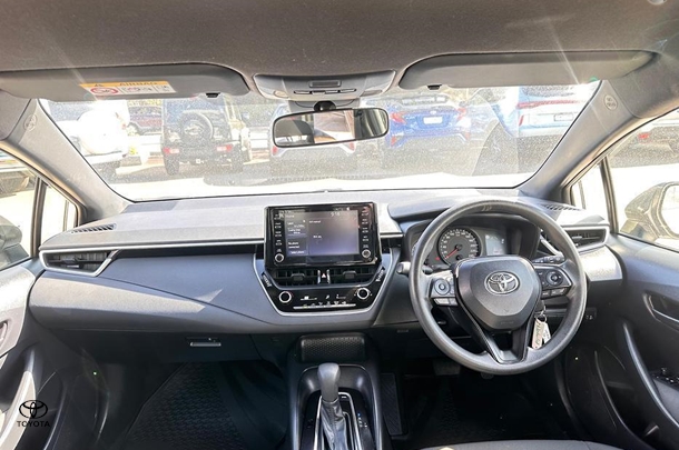 2018 Toyota Corolla Ascent Sport image 12