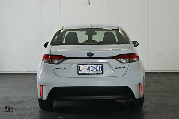 2023 Toyota Corolla Sedan Hybrid Ascent Sport image 22