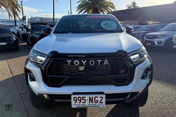 2024 Toyota Hilux GR-S image 7