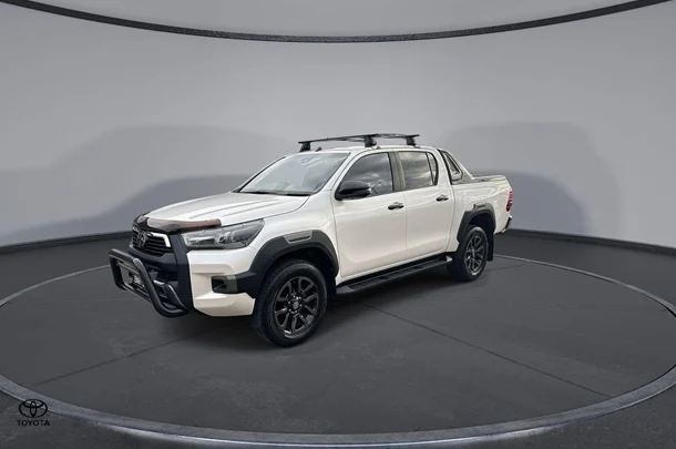 2020 Toyota HILUX Rogue image 4