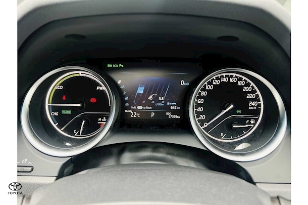 2019 Toyota Camry SL image 13