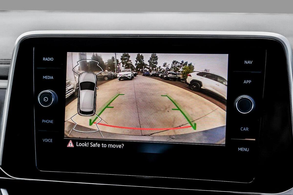 2024 Volkswagen T-Roc 140TSI R-Line D11 Auto 4MOTION MY24 image 11