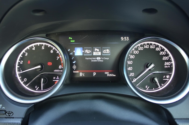 2020 Toyota Camry SX image 24
