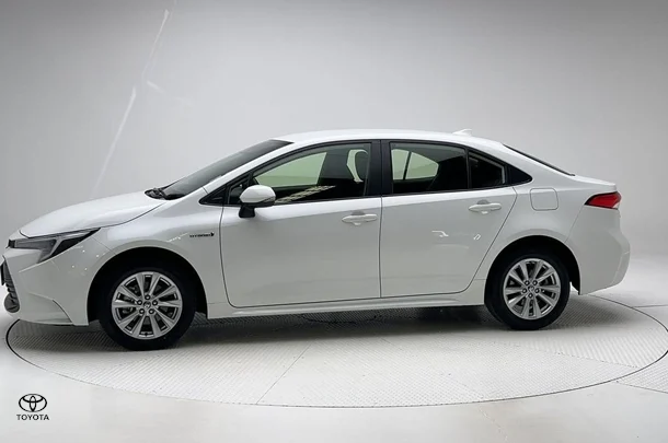 2024 Toyota Corolla Sedan Hybrid Ascent Sport image 7