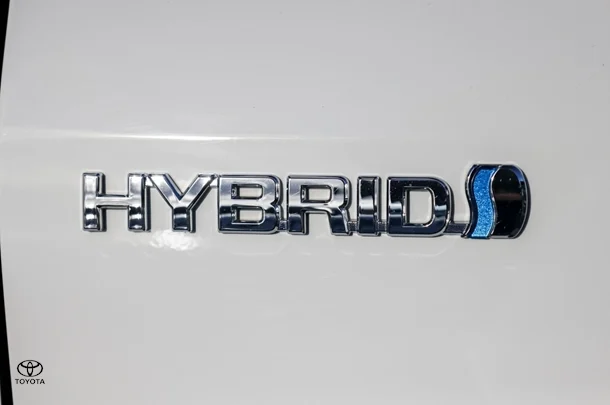 2022 Toyota Corolla Cross Hybrid GX image 19