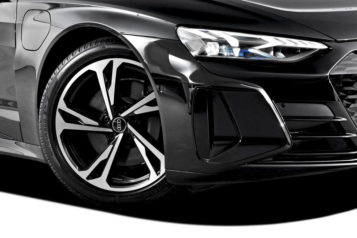 2024 Audi e-tron GT Auto e-quattro MY24 image 16