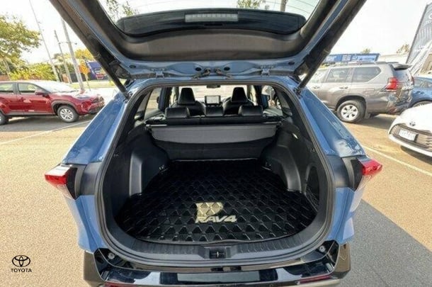 2022 Toyota Rav4 Hybrid XSE (AWD) image 9