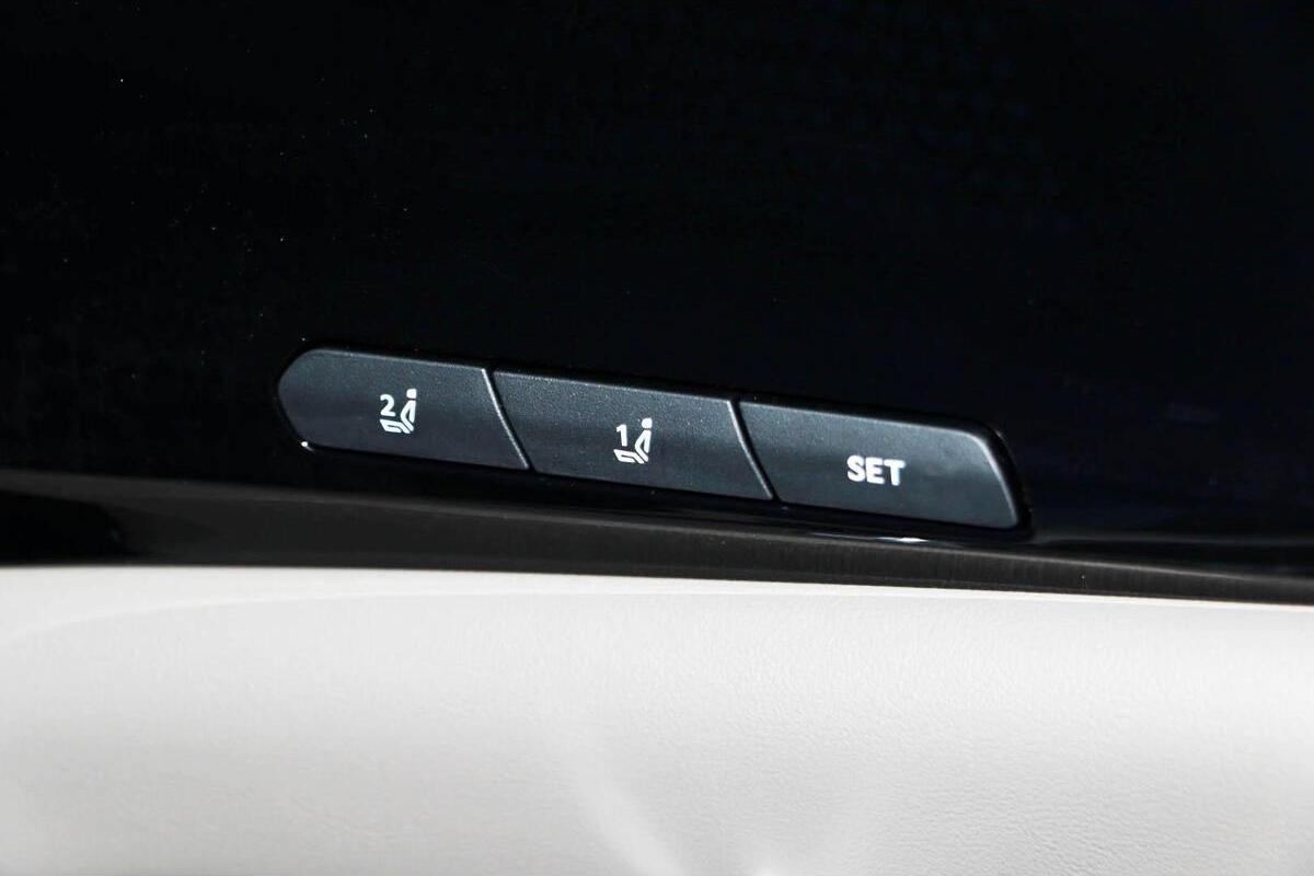 2024 Kia Carnival GT-Line Auto MY25 image 16