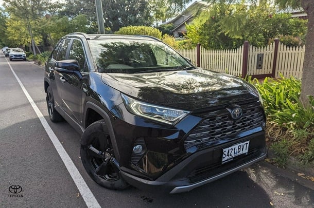 2020 Toyota RAV4 Hybrid Cruiser-AWD image 1