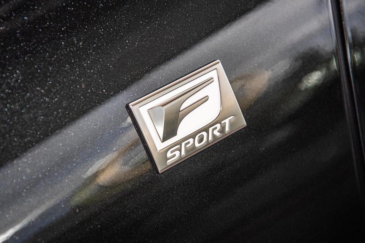 2024 Lexus ES ES250 F Sport Auto image 7