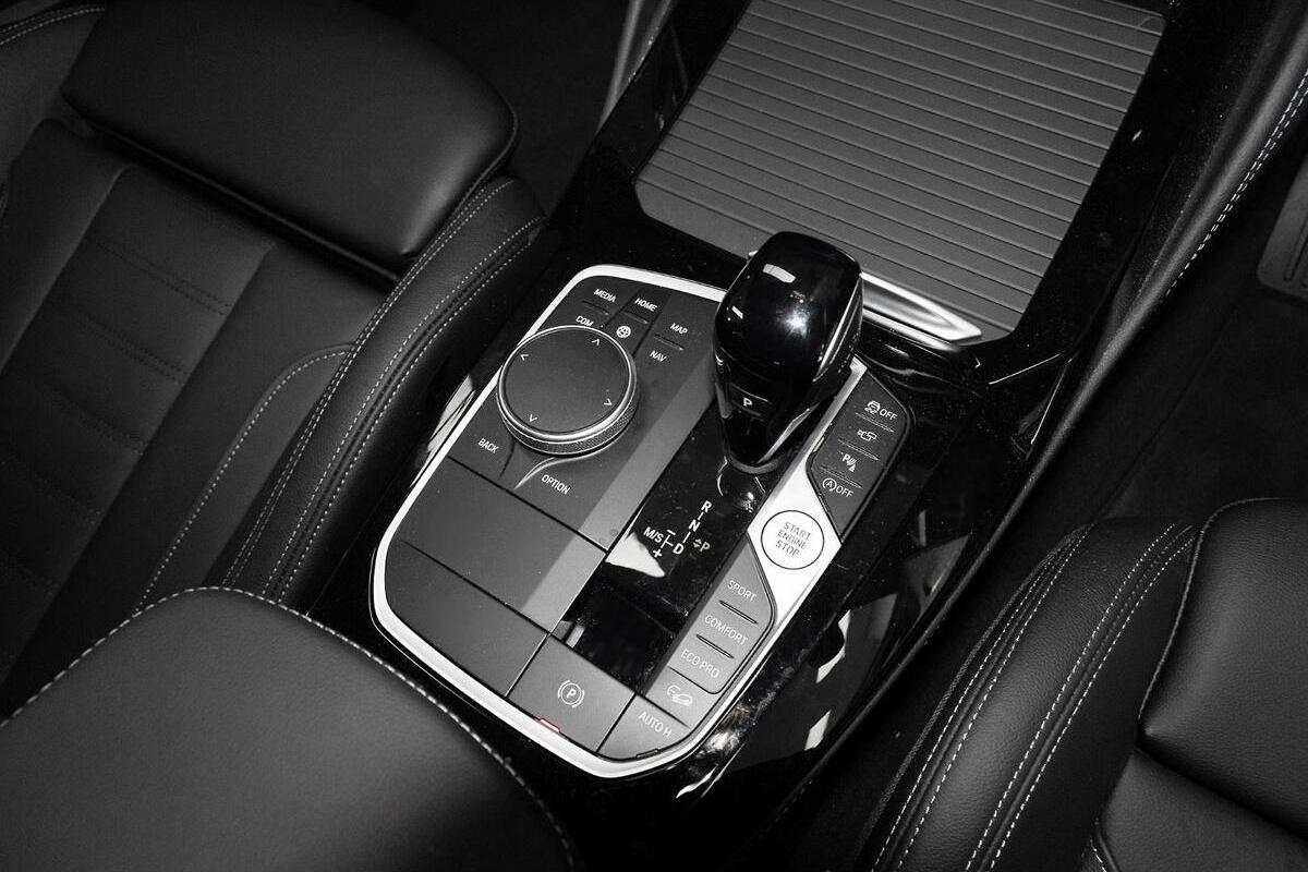 2024 BMW X4 xDrive20i M Sport G02 LCI Auto 4x4 image 16