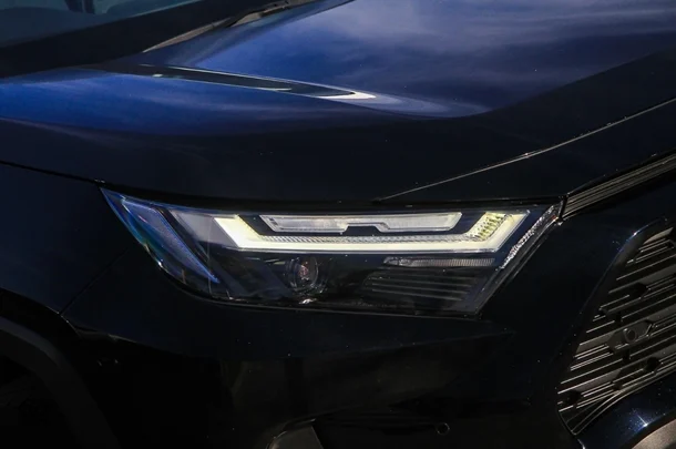 2023 Toyota Rav4 Hybrid GX image 12