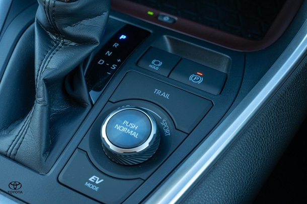 2024 TOYOTA RAV4 Hybrid Cruiser-AWD image 19