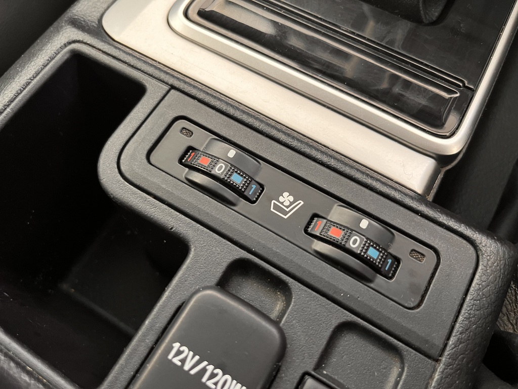 2022 Toyota Prado GXL image 17