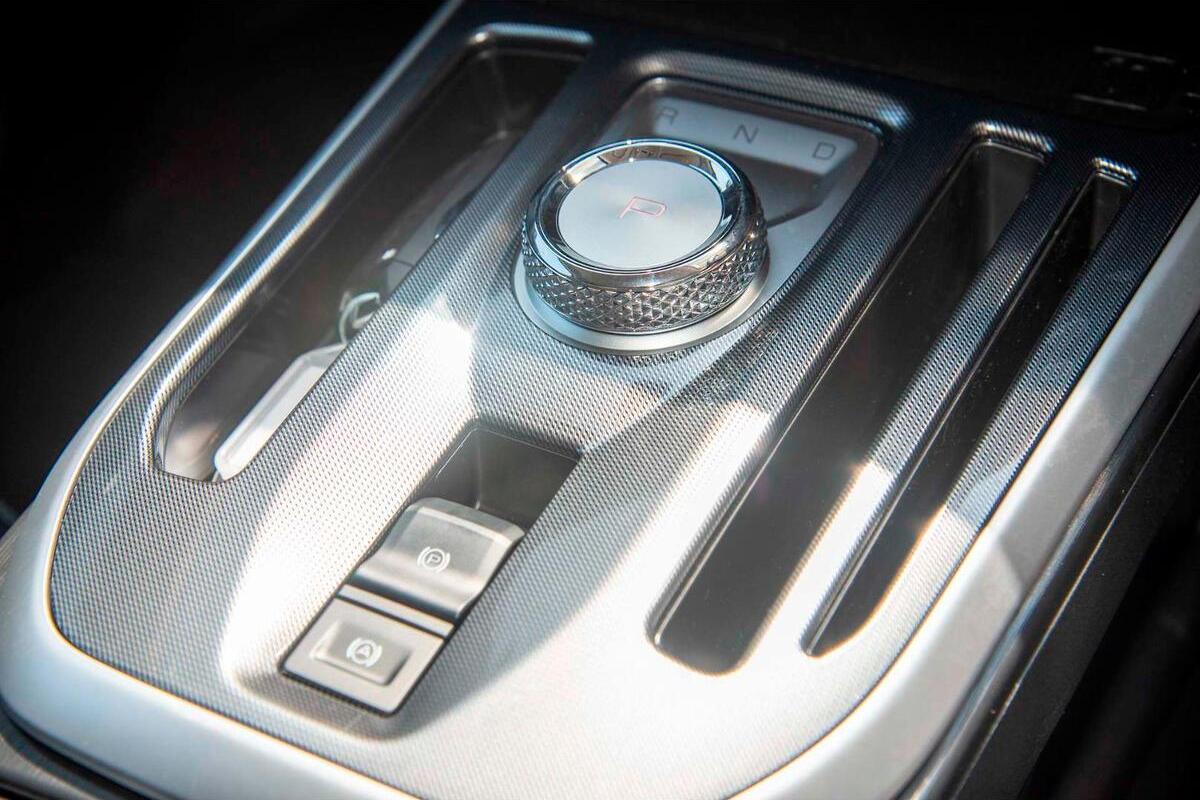 2024 GWM Haval Jolion Lux Hybrid Auto image 16